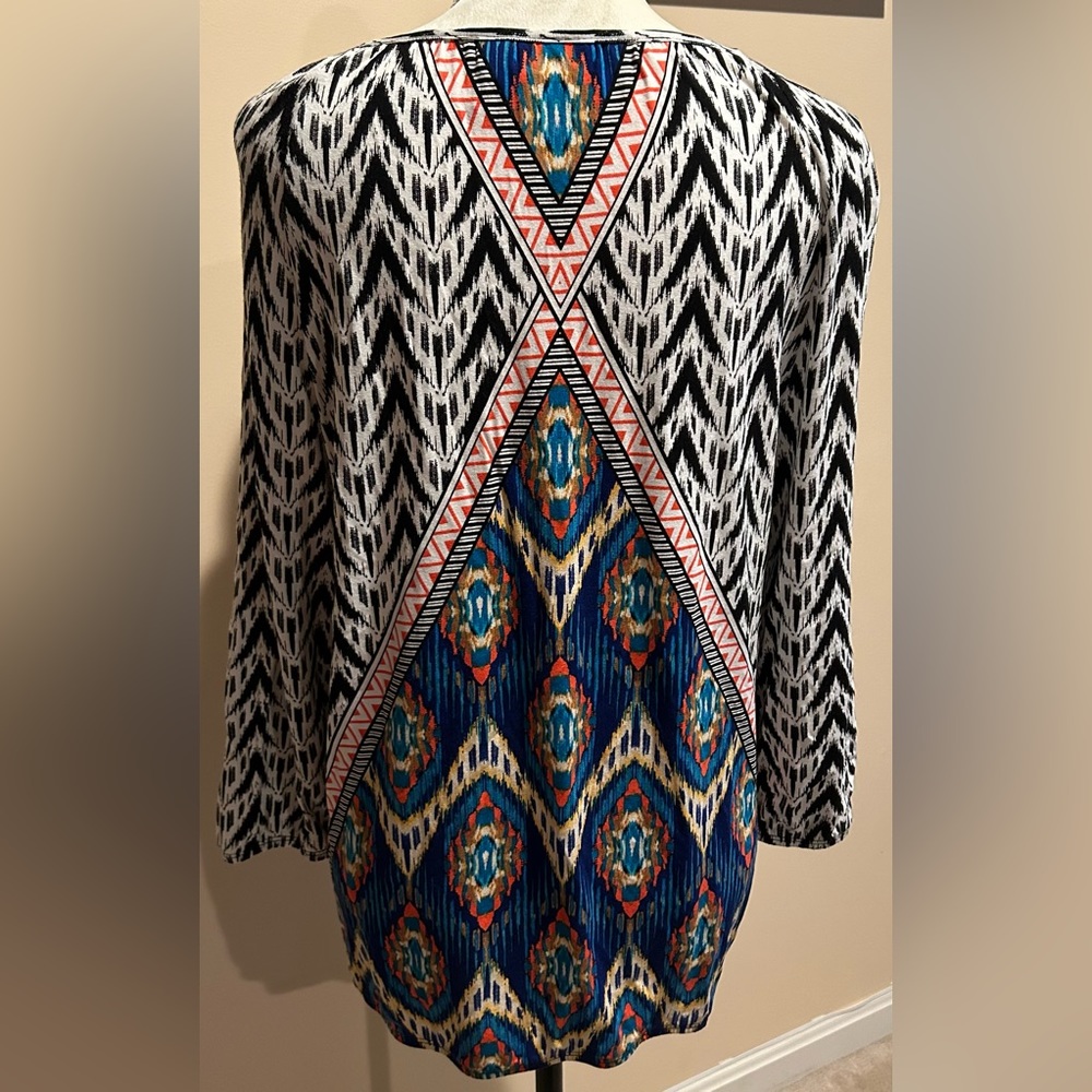Chicos Basic Aztec Print Long Sleeve Basic Soft T… - image 5
